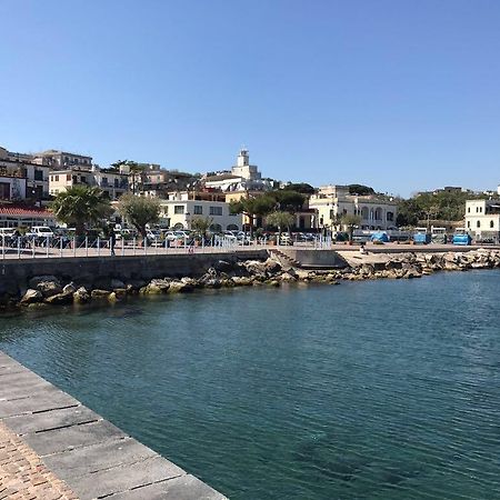 B&B Iacola Bacoli Bagian luar foto